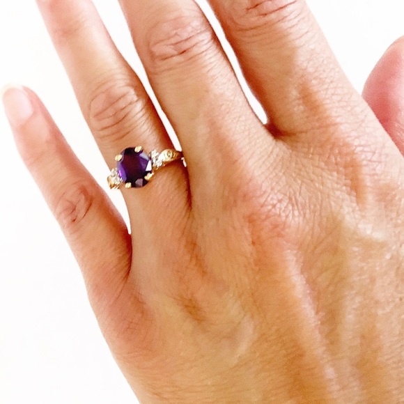 Authentic oval Amethyst and Diamonds Ring 14K gold Size 6 - Picture 10 of 11